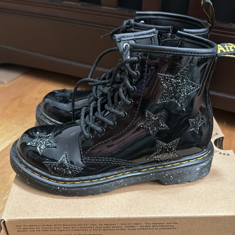 DRMarten boots - Picture 3 of 8